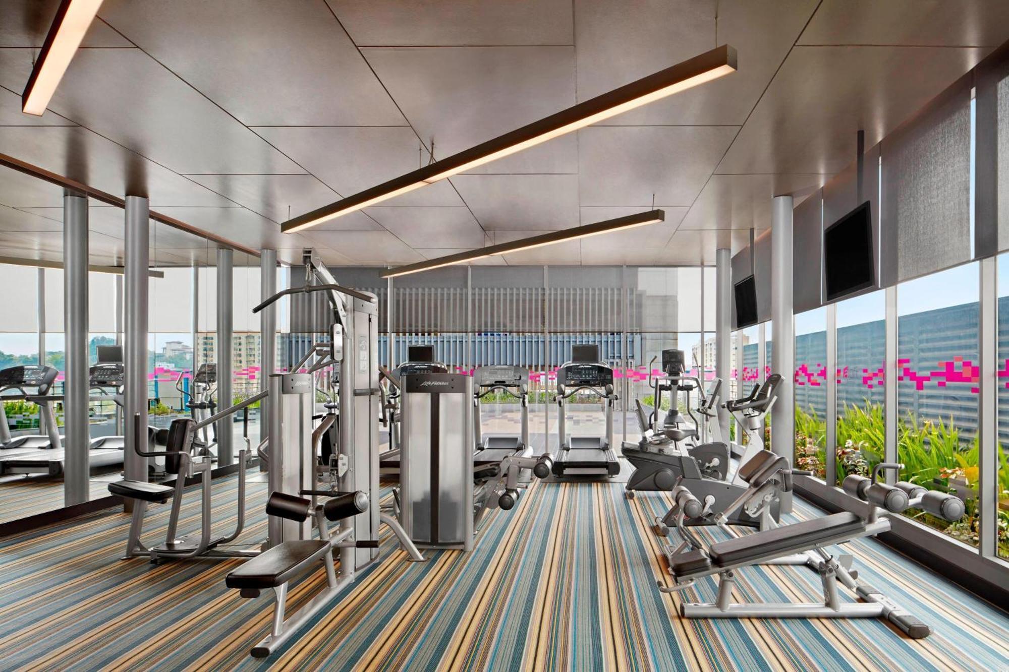 Готель Aloft Kuala Lumpur Sentral Екстер'єр фото