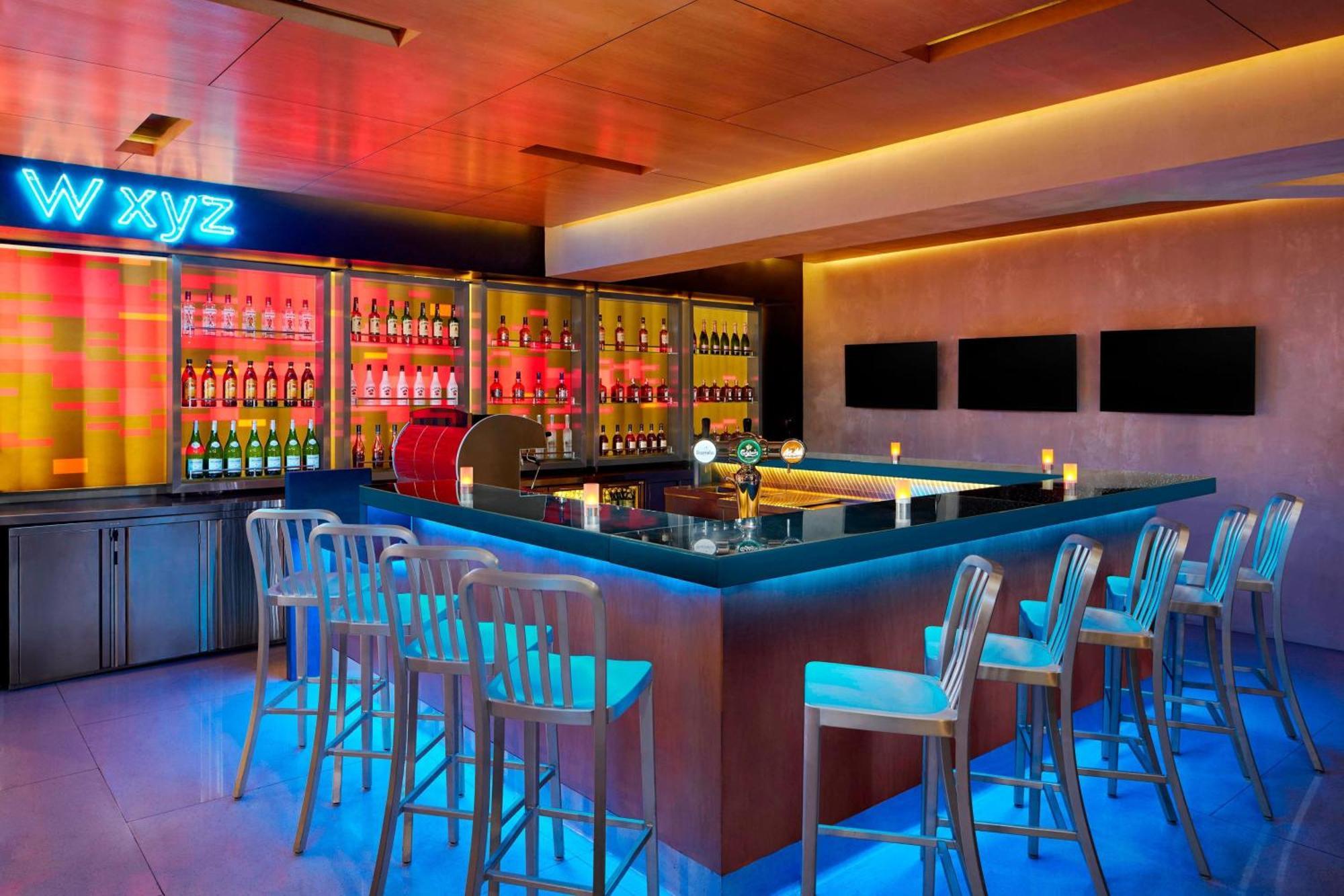 Готель Aloft Kuala Lumpur Sentral Екстер'єр фото
