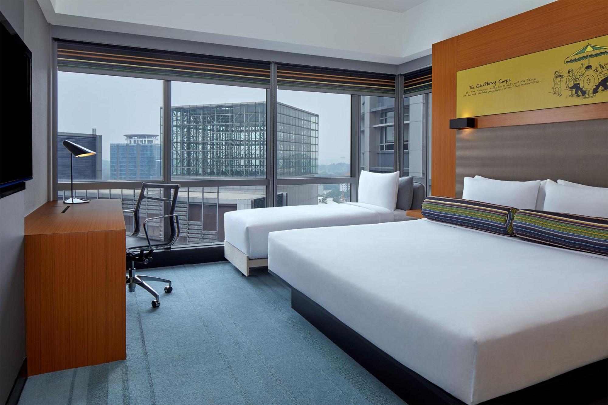 Готель Aloft Kuala Lumpur Sentral Екстер'єр фото